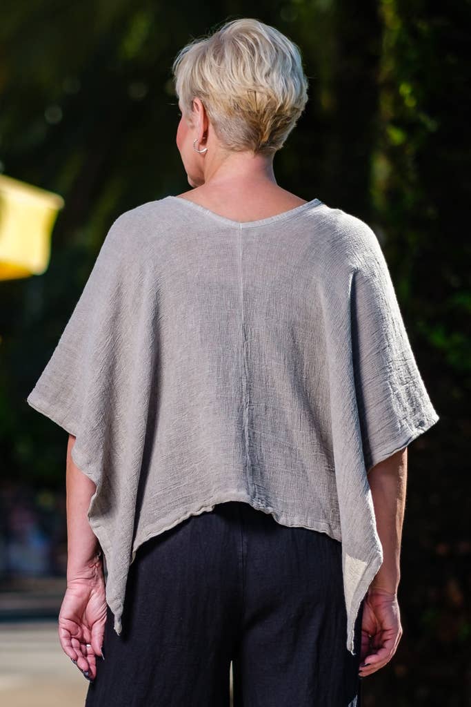 Leah Woven Poncho / Taupe