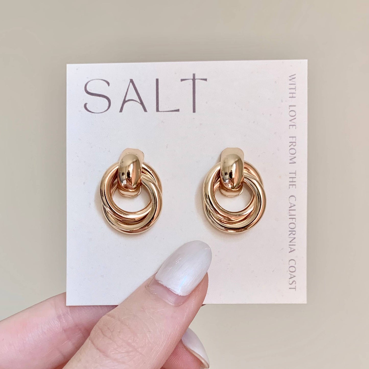 The Perfect Knot Studs: 18k Gold
