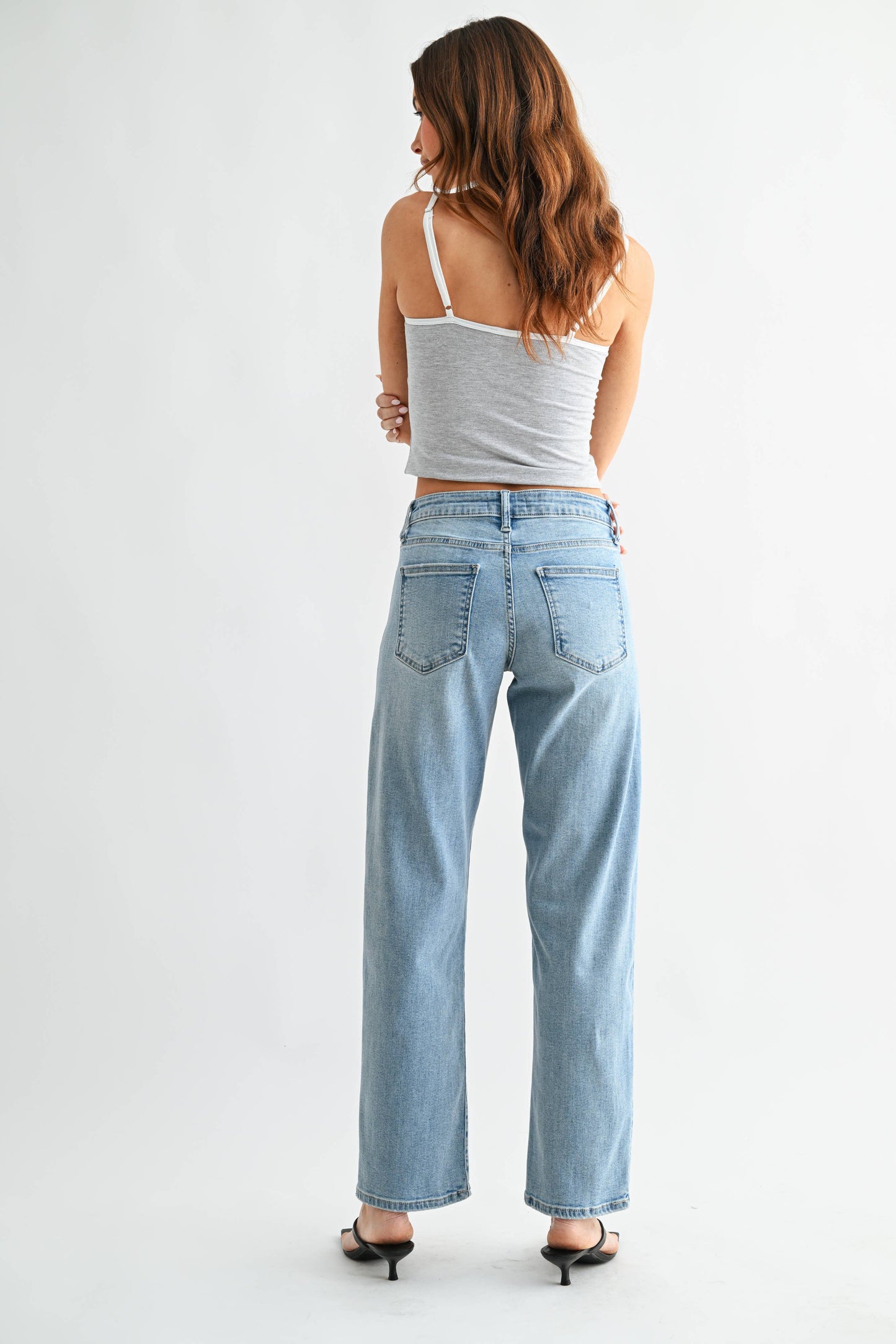 Bowed Straight Leg