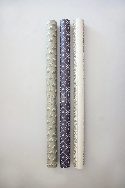 Yuletide Wrapping Paper Set