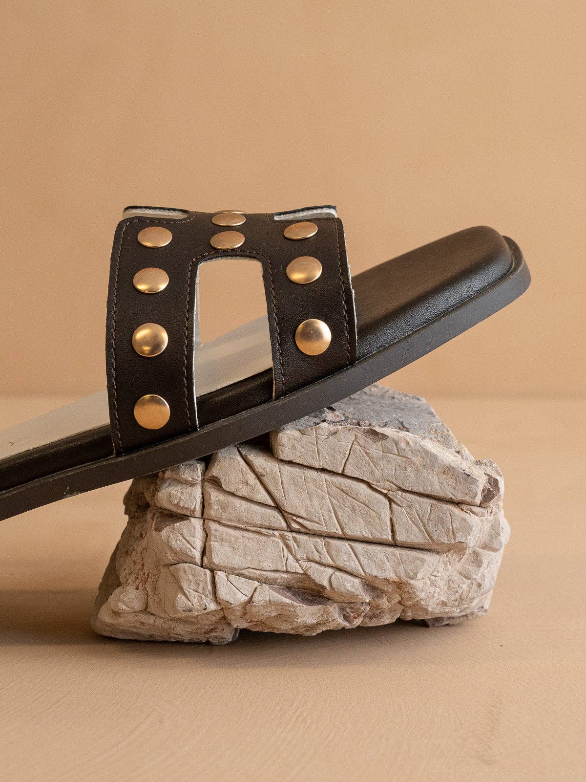 The Evelynne | Studded H Band Slides