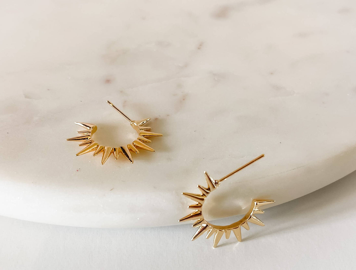 Mikel 18k Gold Stud Earrings
