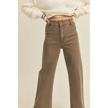 Sadie Straight Leg Jeans- Brown