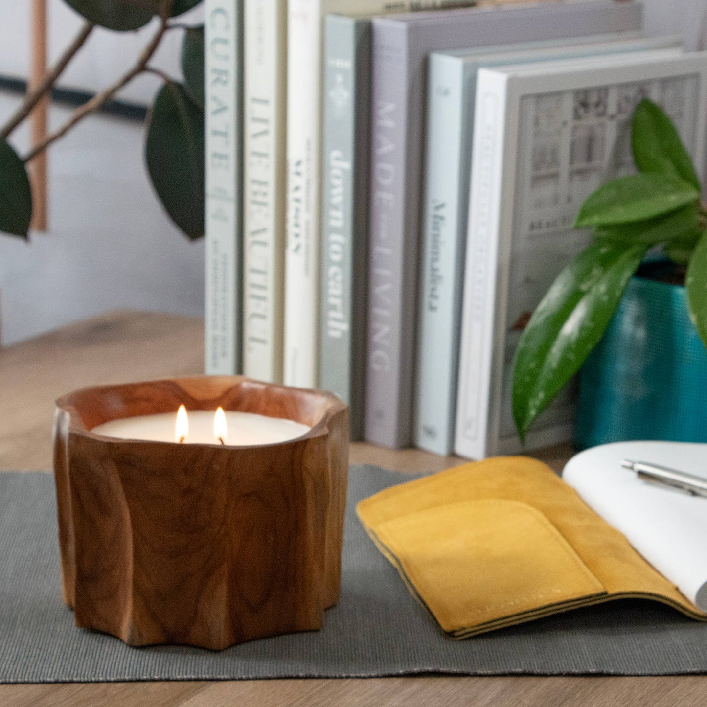 Organic Teakwood Bowl Candle