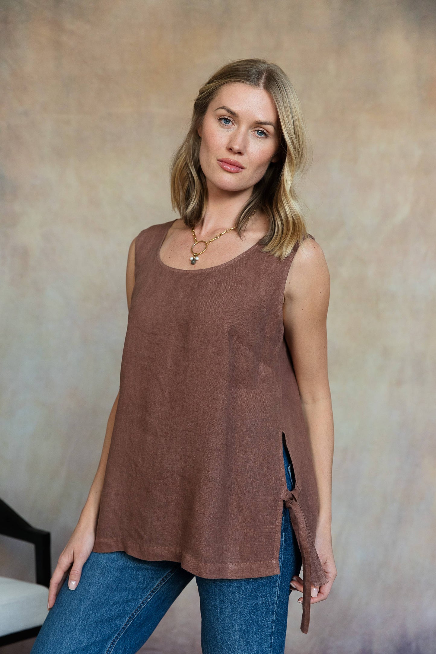 Brina Linen Top / Espresso