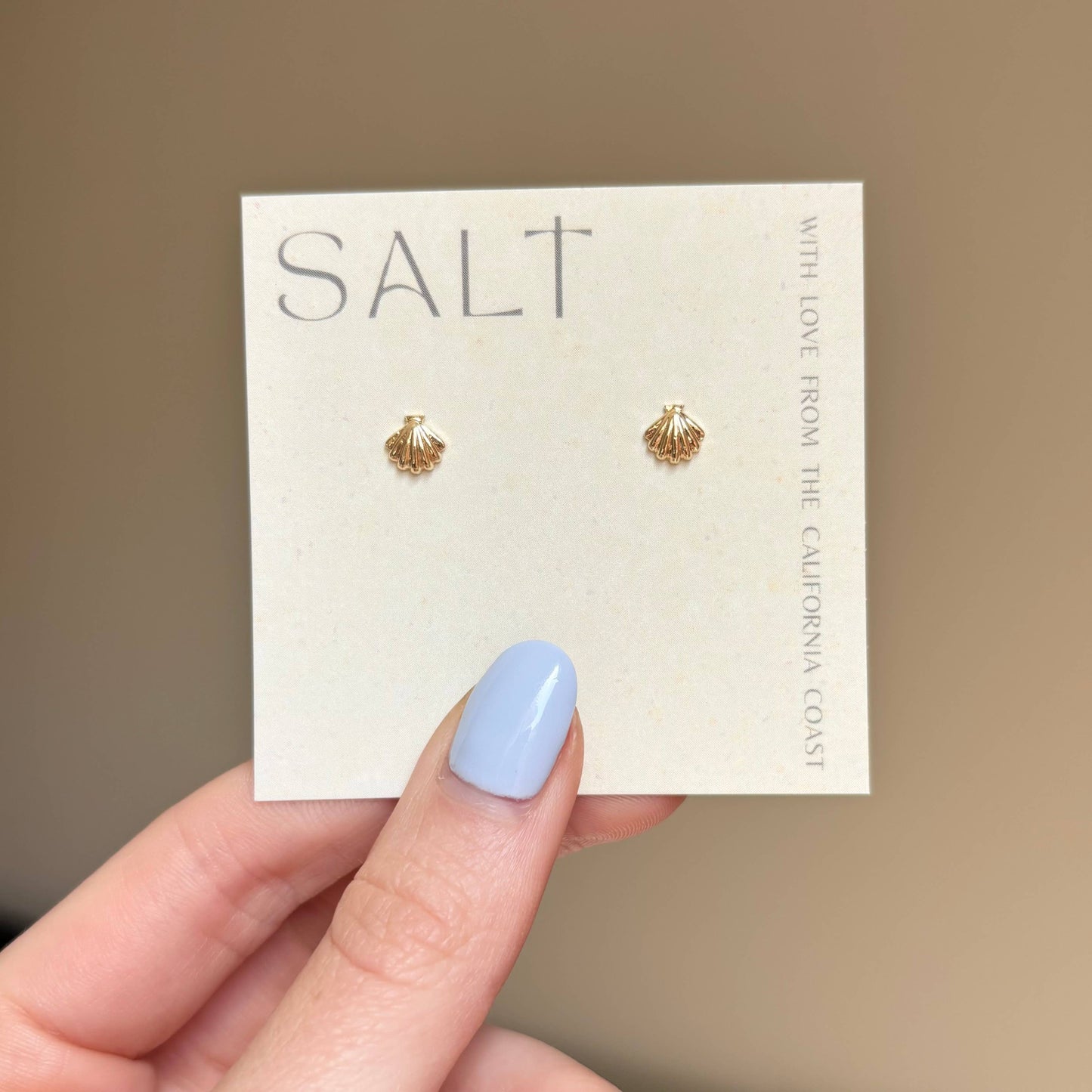 Seashell Studs: 18k Gold