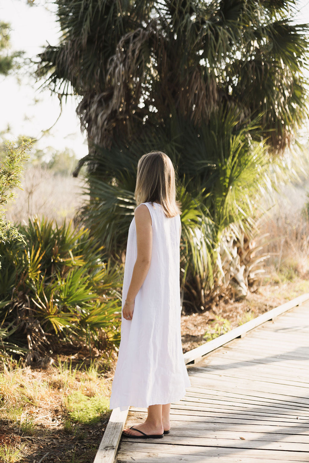Sleeveless Linen Dress - White