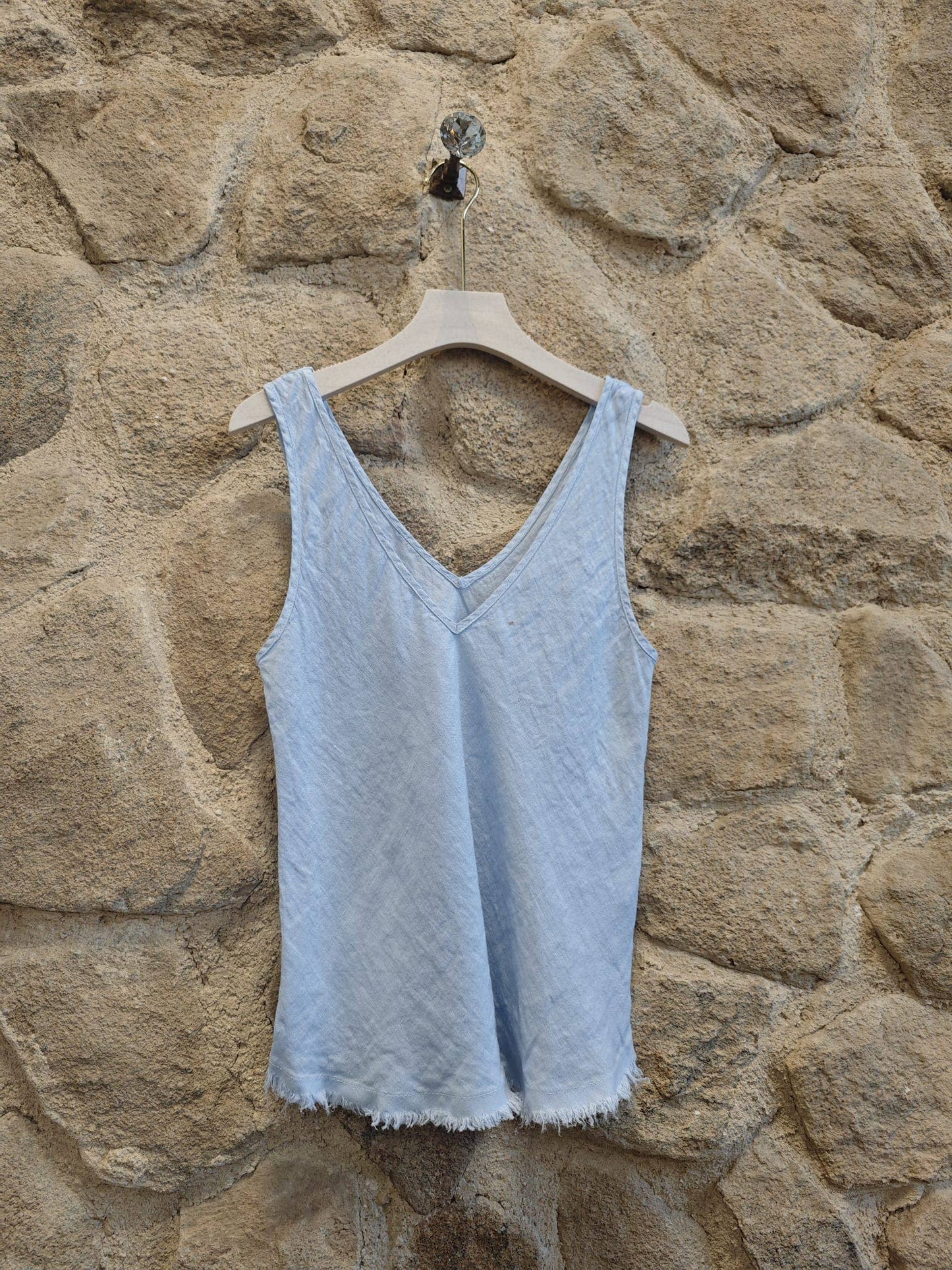Ref-21591 Sleeveless T-shirt 100% linen: Beis