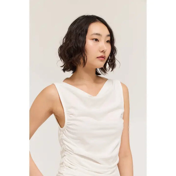 The Base Top in White