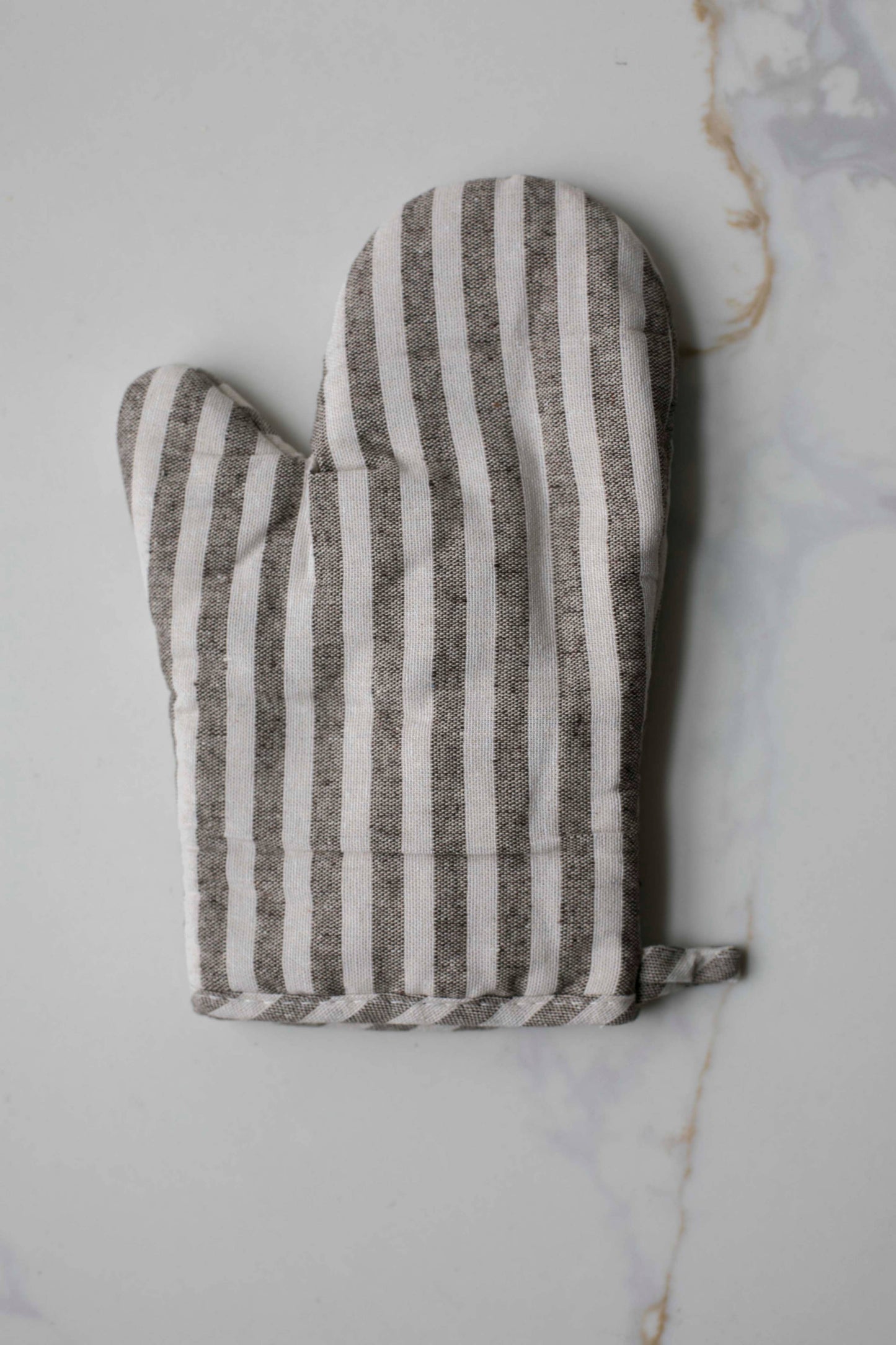 Stripe Oven Mitt: Coffee