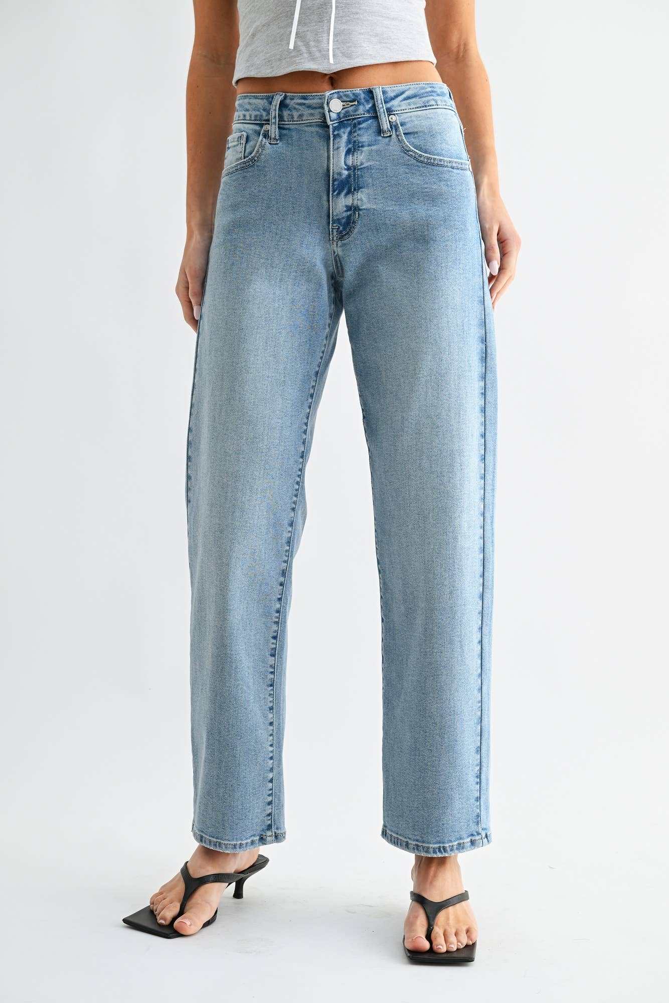 Bowed Straight Leg