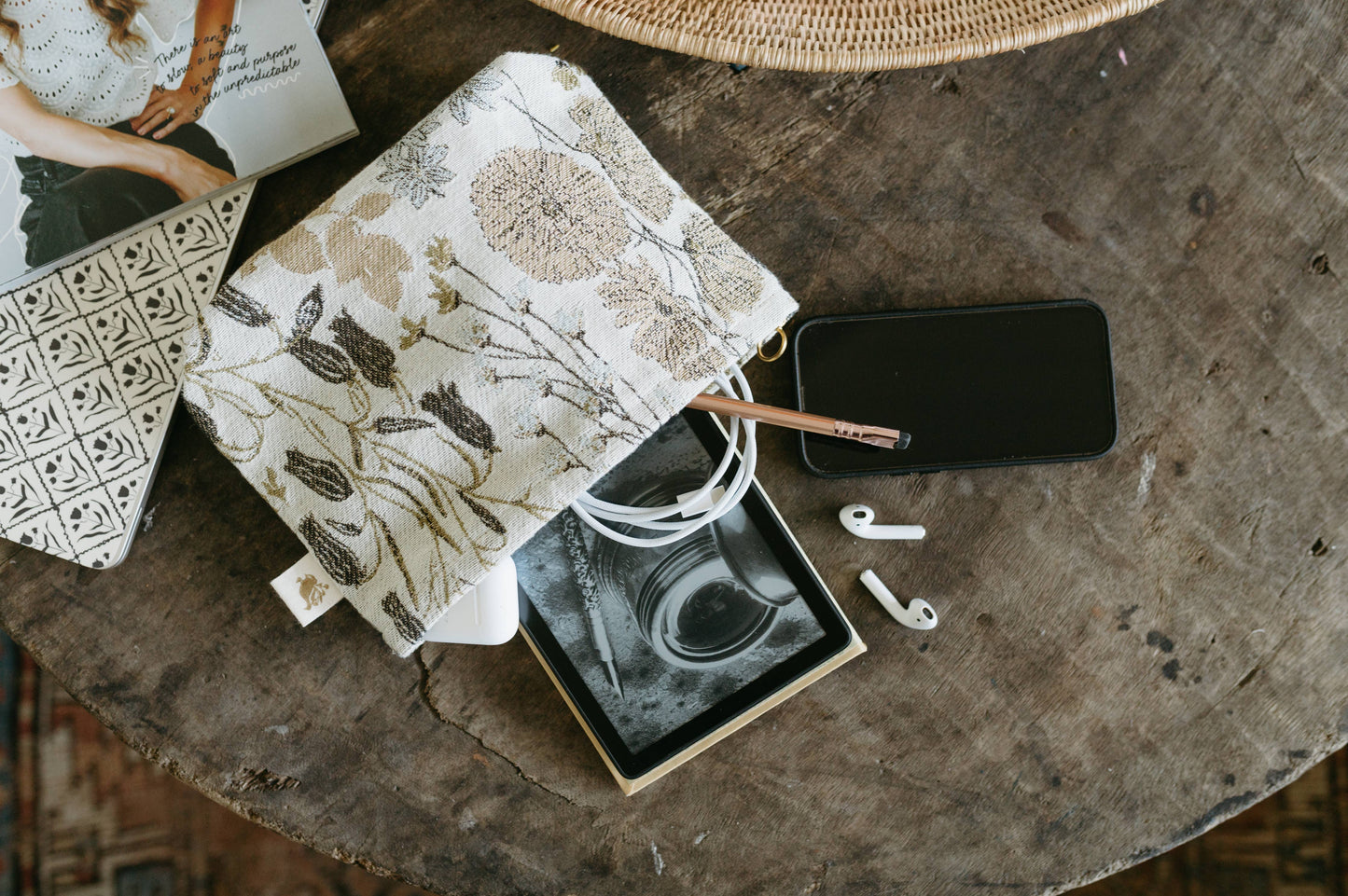 Vintage Floral Pouch