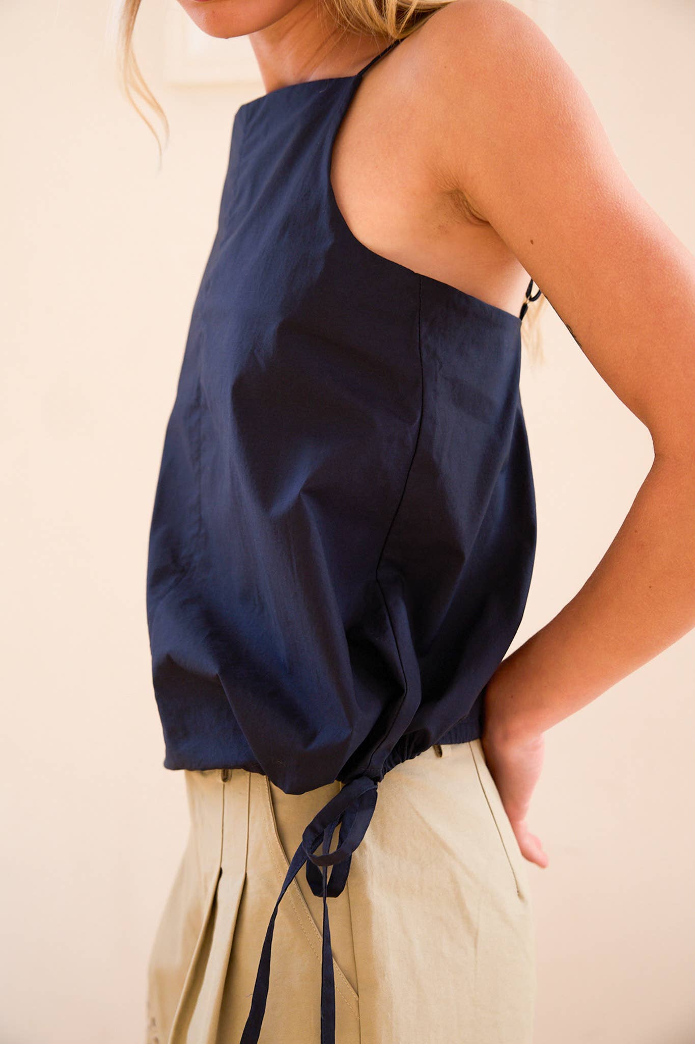 Minimal Square Neck Tank - Navy