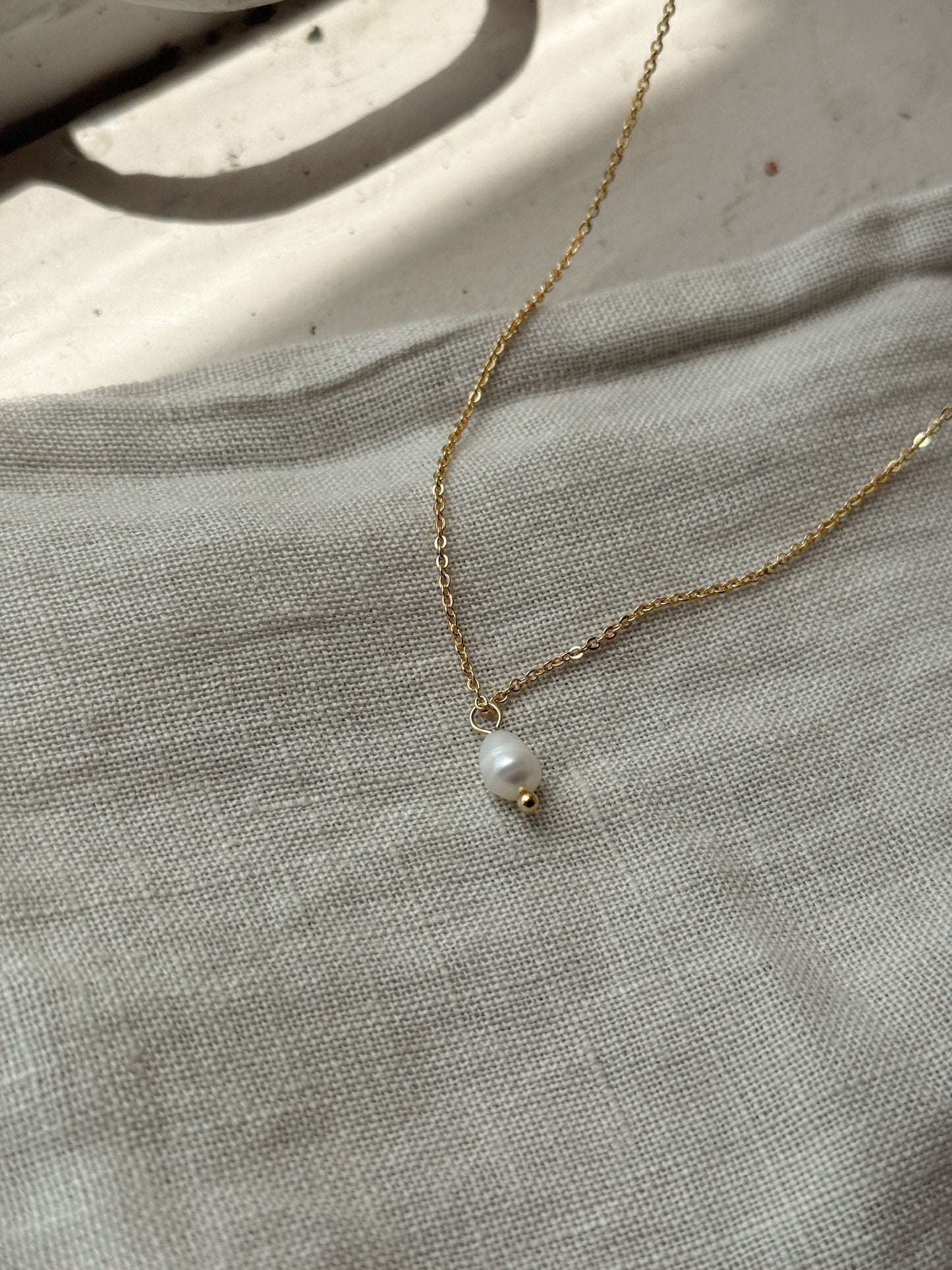 Dainty Pearl Necklace