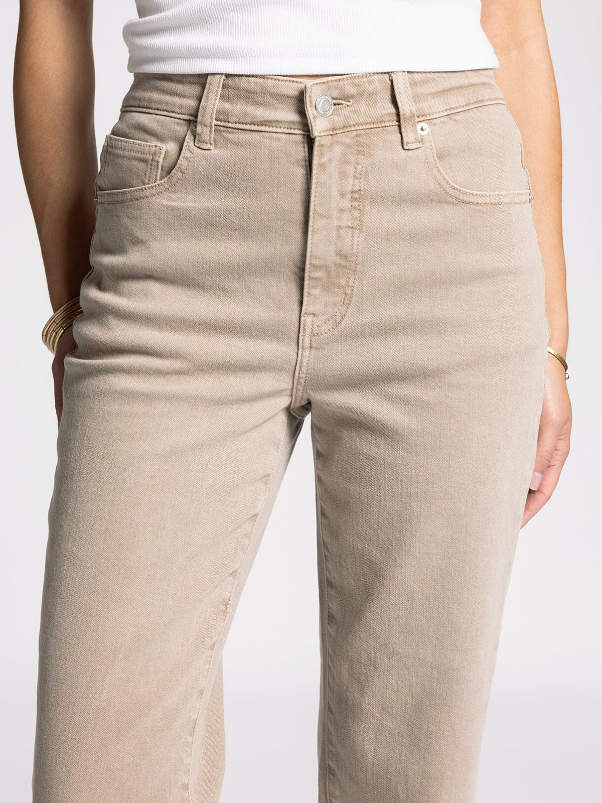 Alex Mid-Rise Straight in Taupe