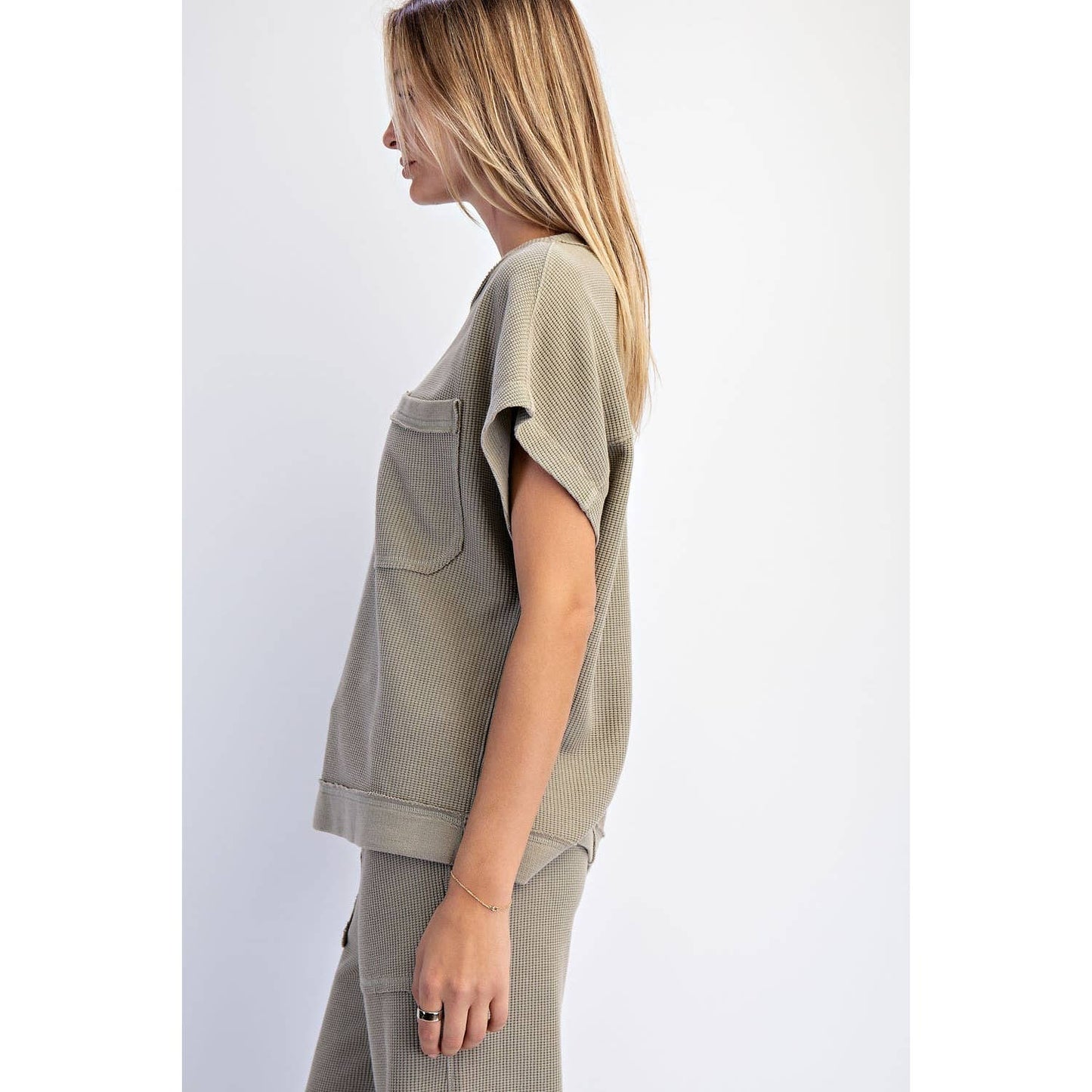 Mineral Washed Tee- Muted Olive
