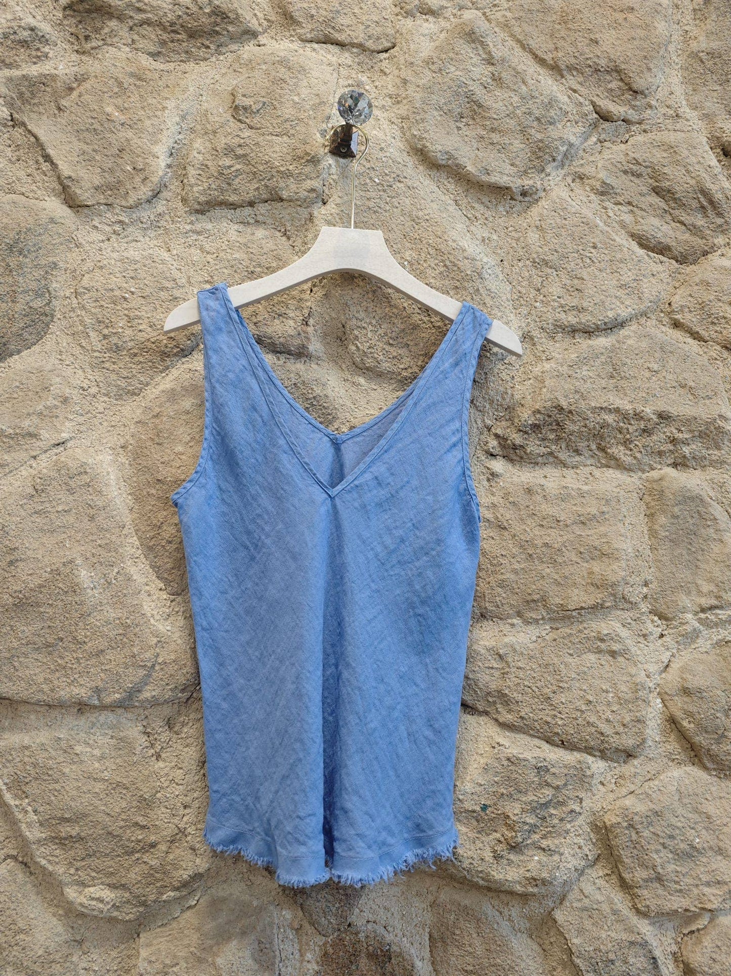 Ref-21591 Sleeveless T-shirt 100% linen: Beis