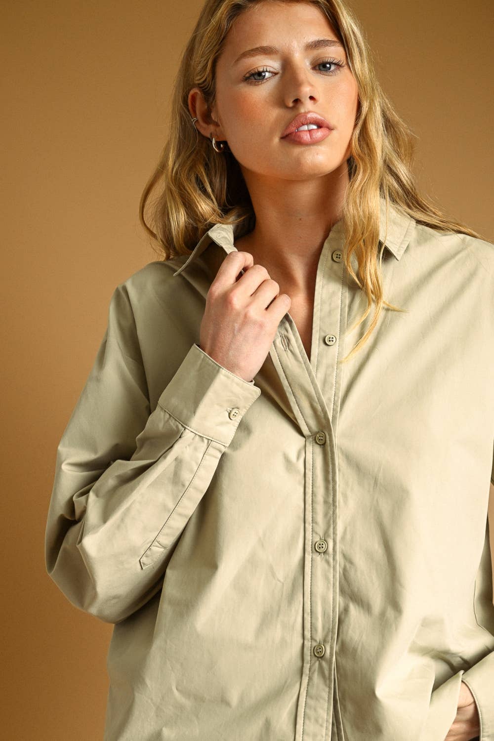 T7594   LONG SLEEVE BUTTONDOWN SHIRTS: WHITE / L