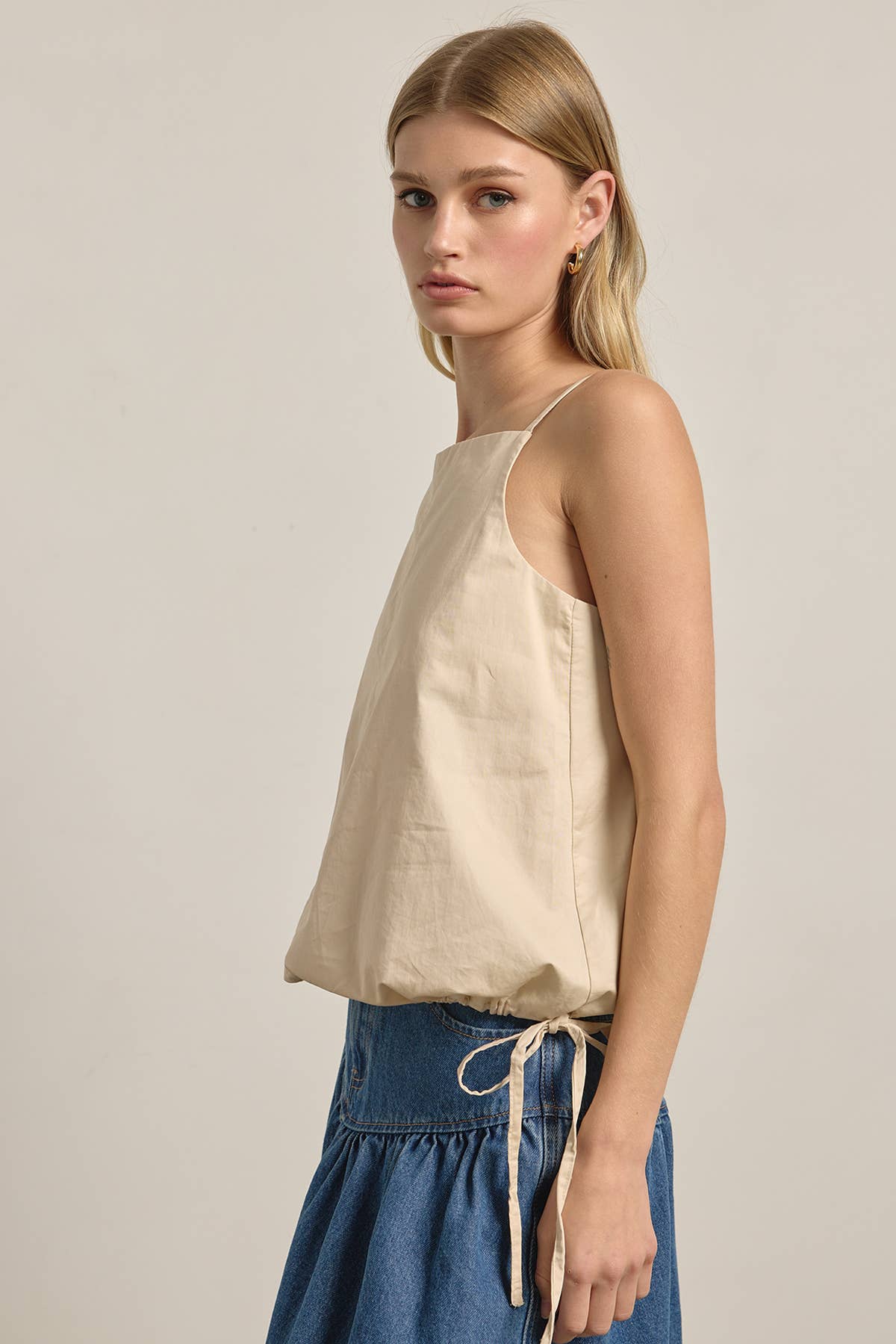 Minimal Square Neck Tank - Cream