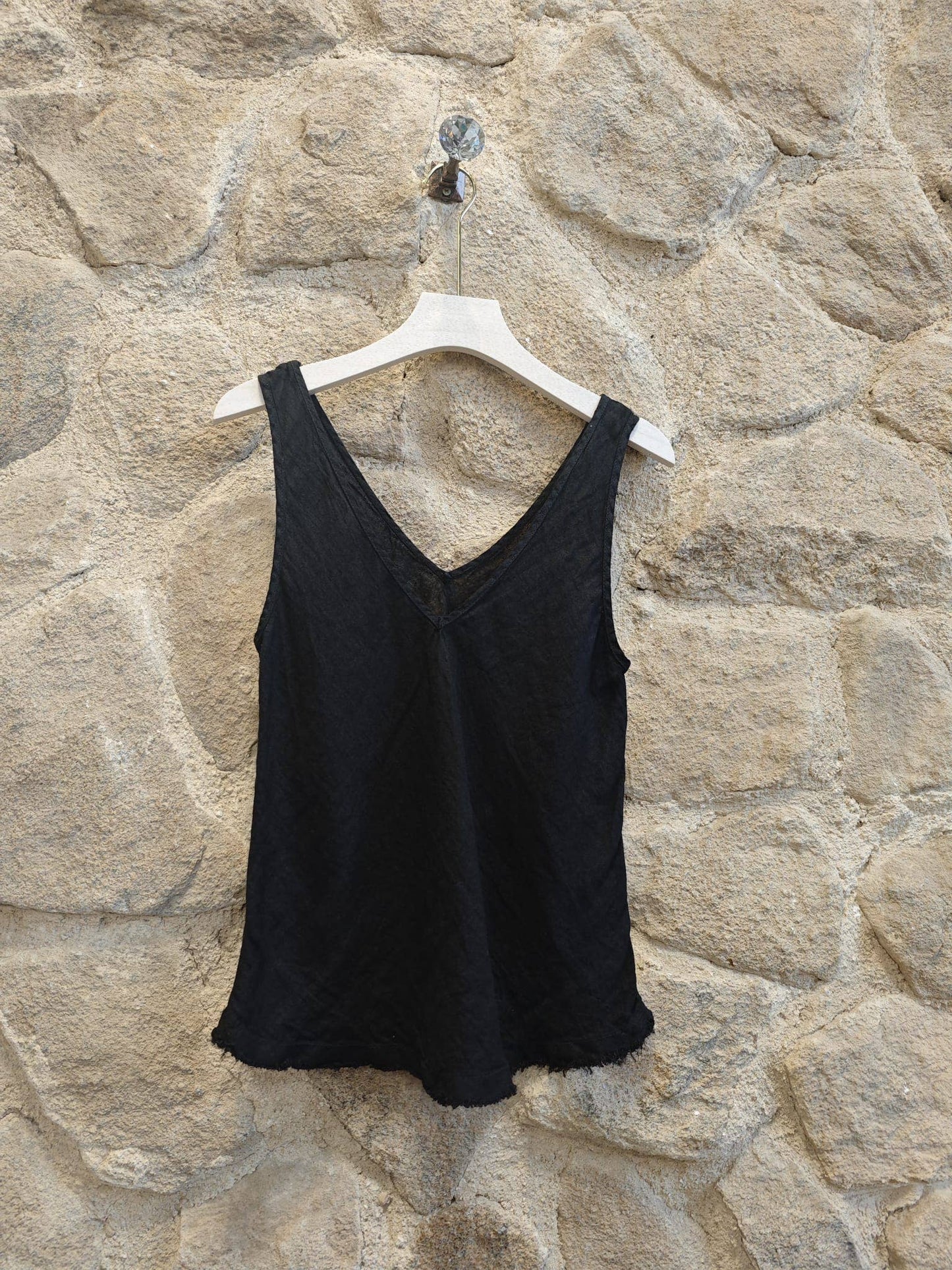 Ref-21591 Sleeveless T-shirt 100% linen: Beis