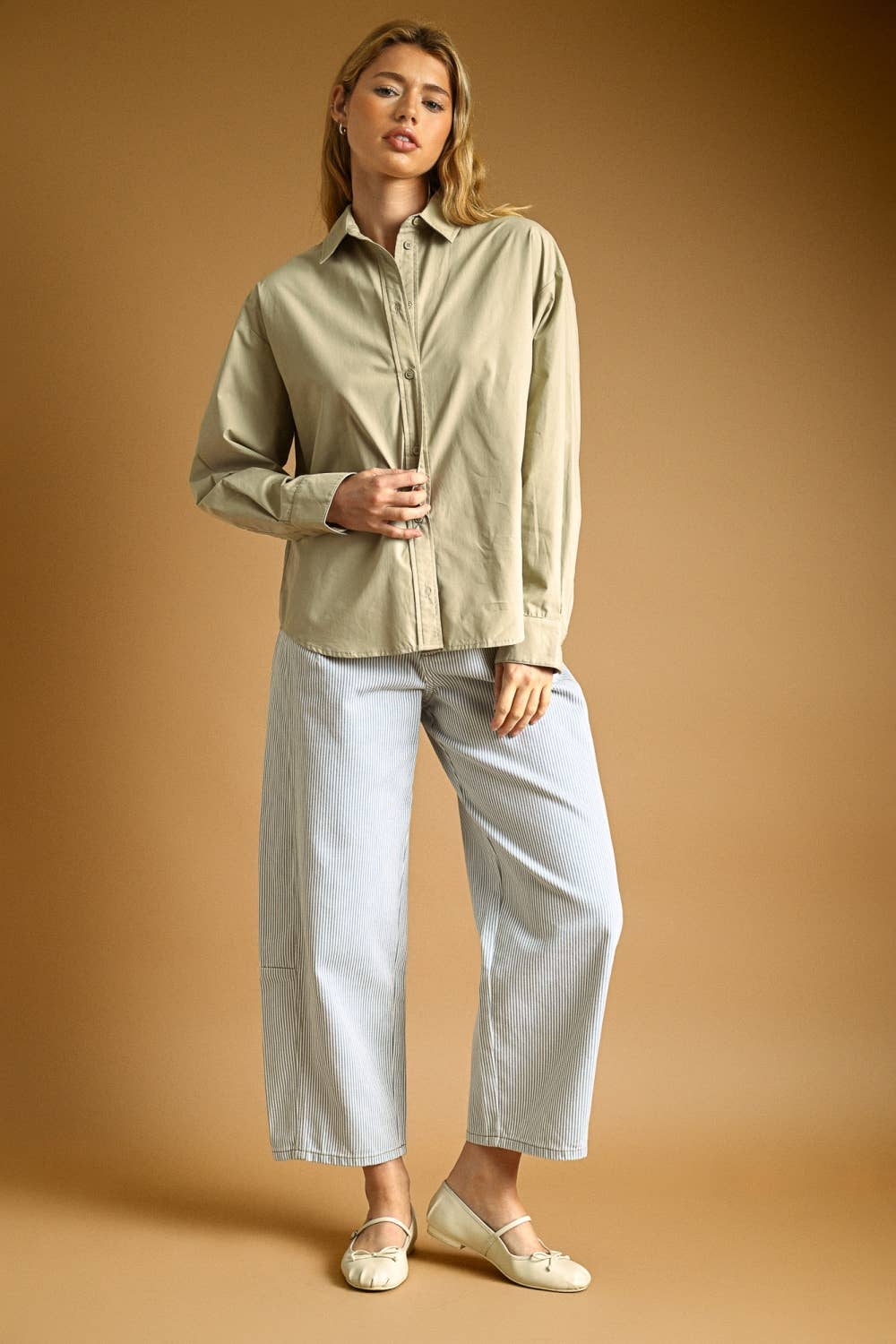 T7594   LONG SLEEVE BUTTONDOWN SHIRTS: WHITE / L